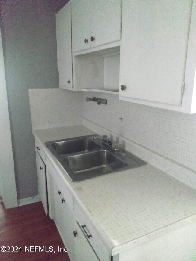 Foto del edificio - 1545 Steele St