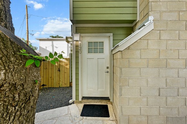 Building Photo - 3601 Menchaca Rd