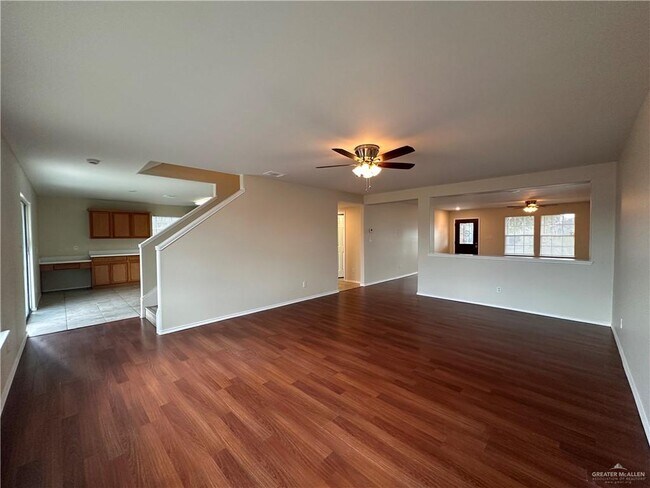 Foto del edificio - 19 Briarwood Dr