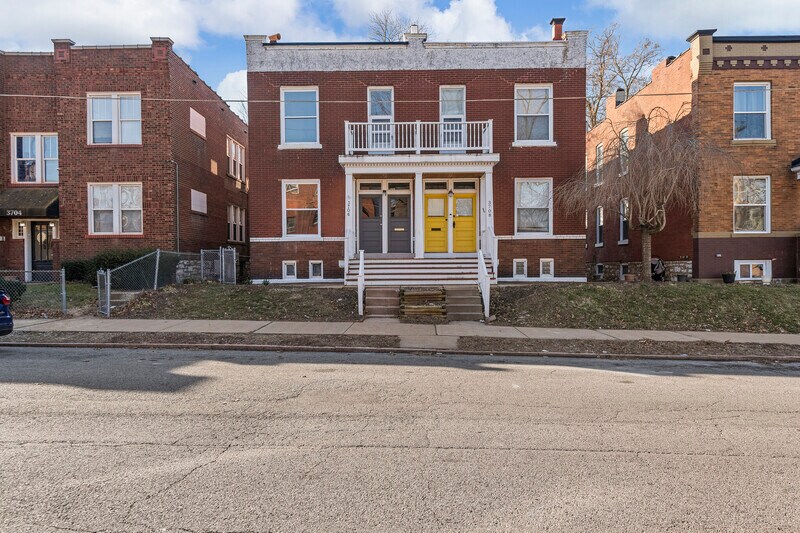 Primary Photo - 3706 Fairview Ave