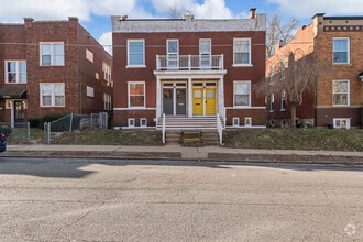 Building Photo - 3706 Fairview Ave