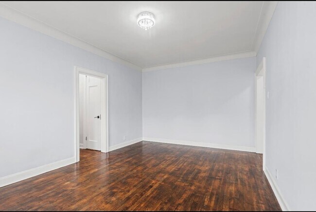 Foto del edificio - 117 Kensington Ave