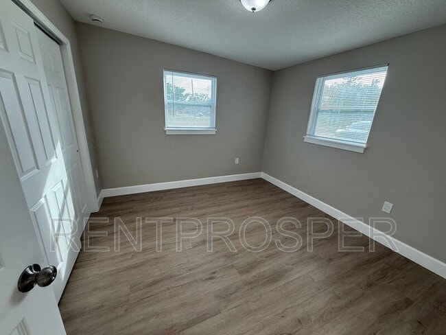 Foto del edificio - 39 N Ortman Dr