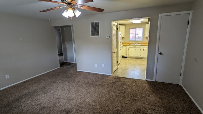 Foto del edificio - 493 S 450 E Alley