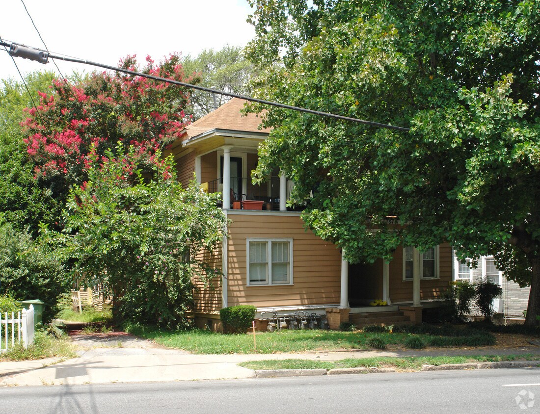 Primary Photo - 784 Monroe Dr