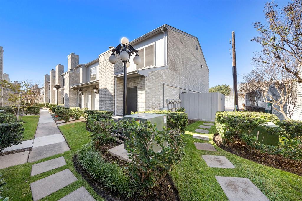 Foto principal - 7396 Regency Square Ct