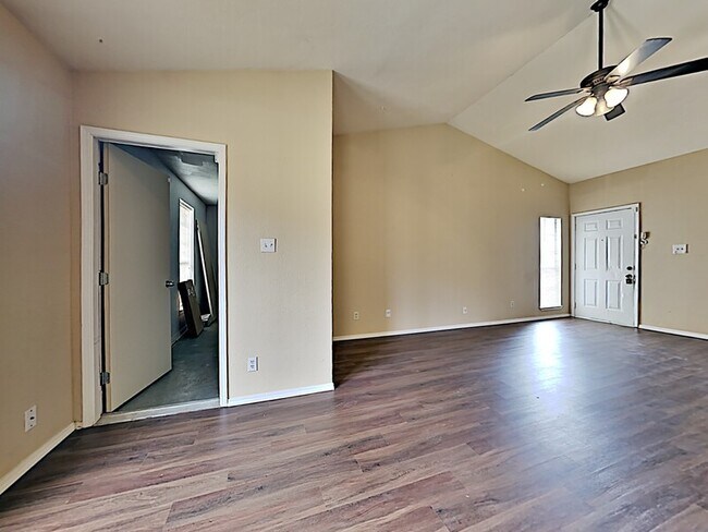 Foto del edificio - 2900 Galemeadow Dr