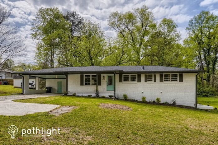 Primary Photo - 2604 Favor Road SW, Marietta, GA, 30060