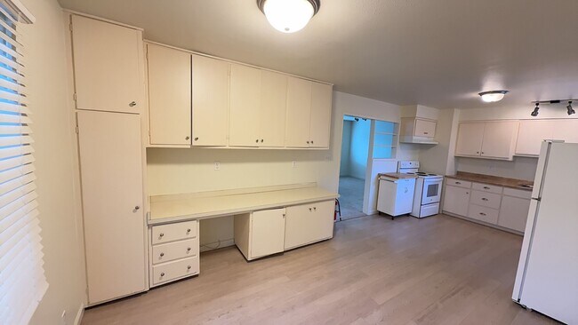 Foto del edificio - 2-Bedroom 1-Bathroom home in Eugene