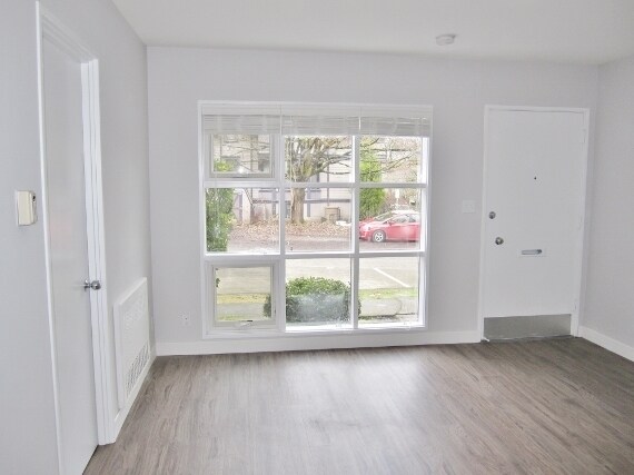 Foto del edificio - 3717 S Corbett Ave