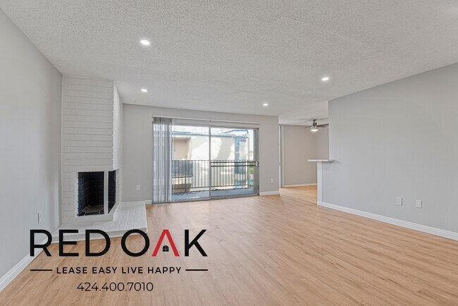 Building Photo - 2 Weeks Free Move-in Special! Beautiful On...