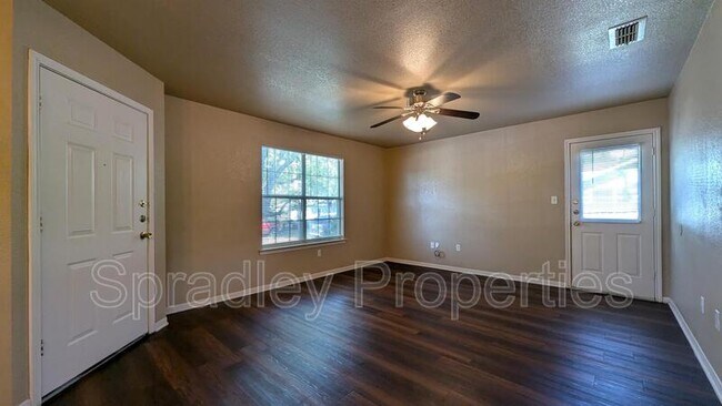 Building Photo - 1017A S 37th St