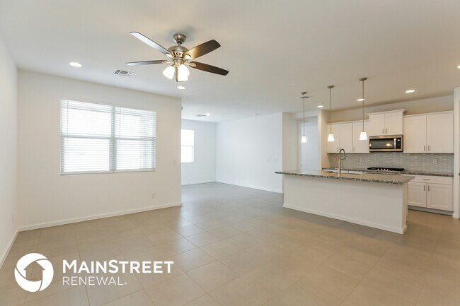 Foto del edificio - 10916 S 55th Ln