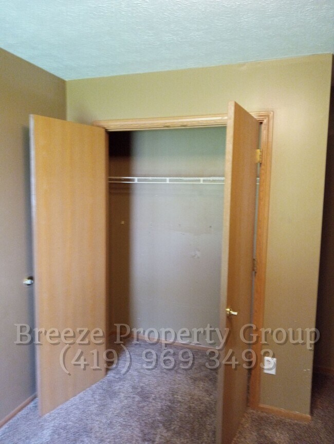 Building Photo - 2975 Megan Cir