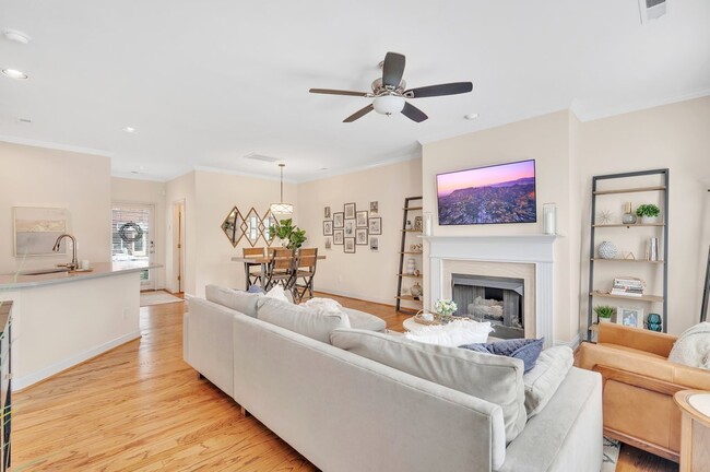 Spacious Open Concept Living Room w/ Fireplace - 219 E Park Ave