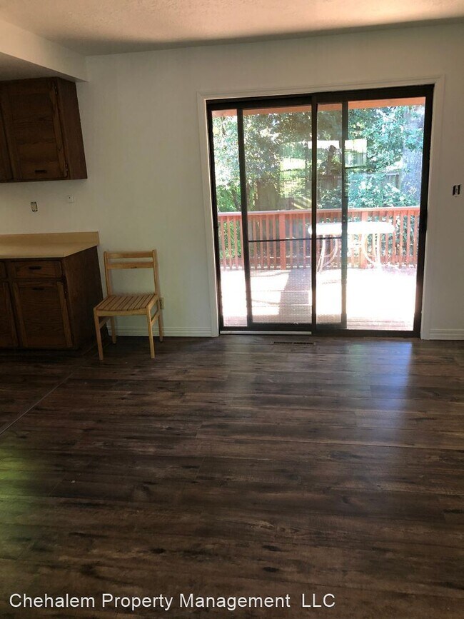 Foto del edificio - 3 br, 2 bath House - 308 E. Oxford St.