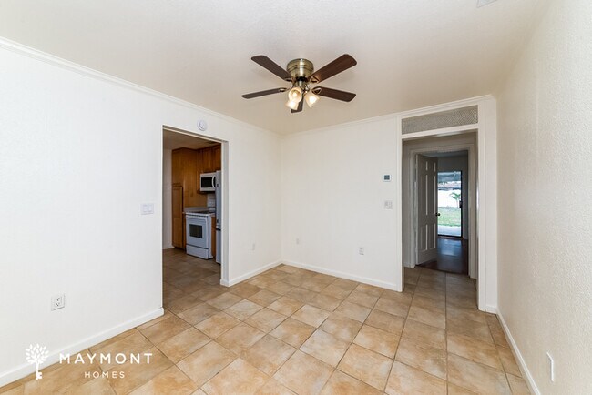 Foto del edificio - 3109 16th Ave W