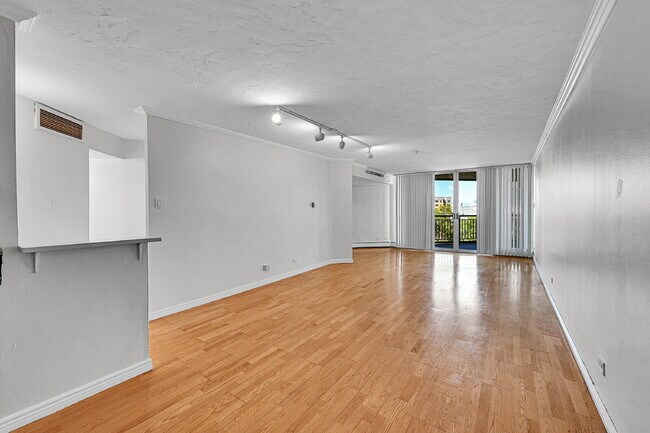 Foto del edificio - $1,795 - 1 Bed, 1 bath Condo in Denver wit...