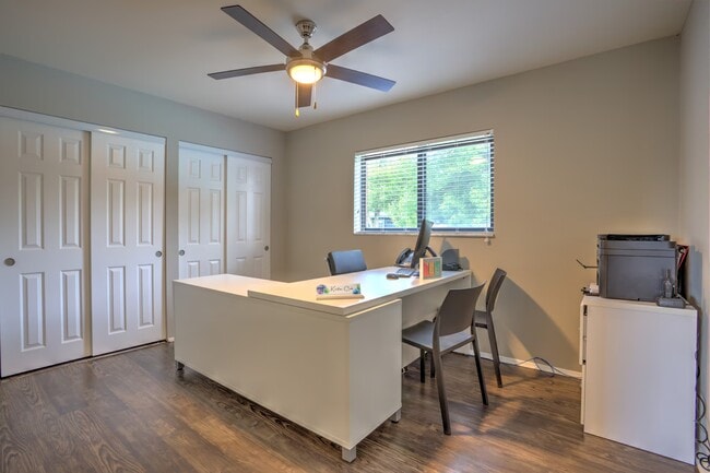 Building Photo - The Mint Townhomes