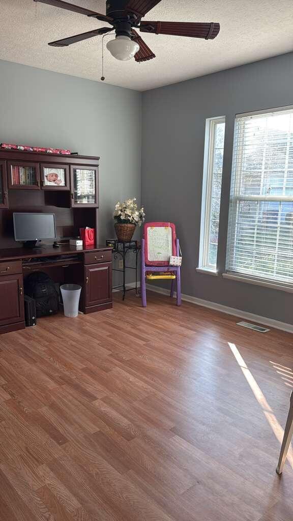 Foto del edificio - 2324 Myrtle Valley Dr