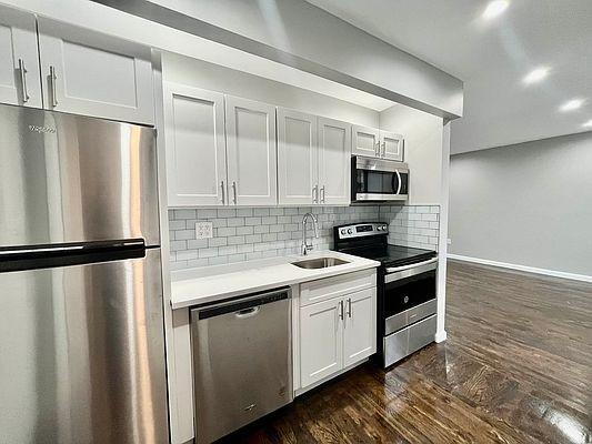 Foto principal - 1 bedroom in BRONX NY 10456