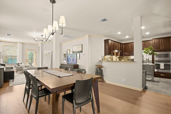 Building Photo - 7305 Bandera Ranch Trail