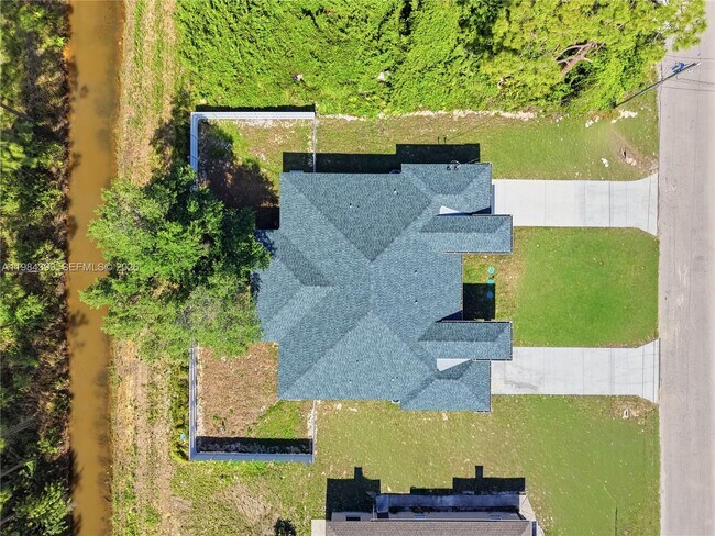 Foto del edificio - 4717 28th St SW