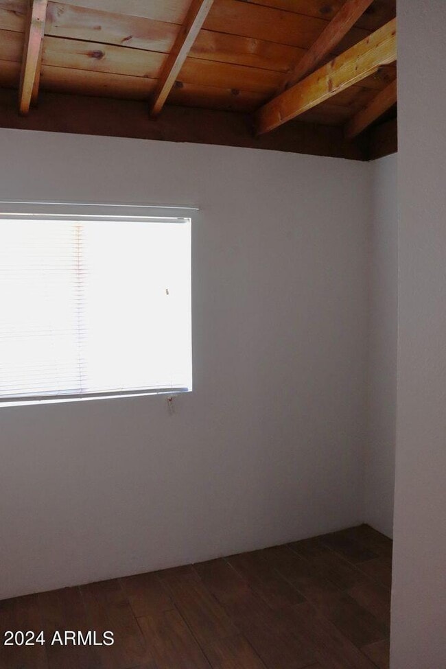 Foto del edificio - 918 E Allen St