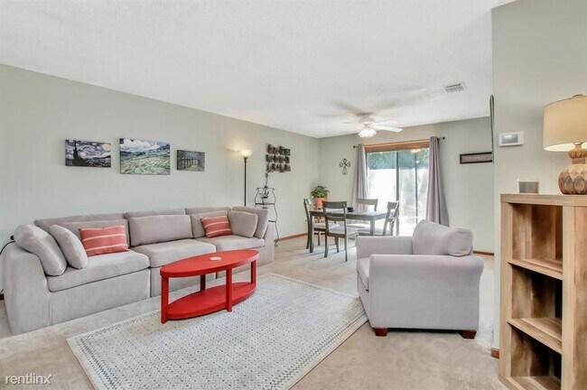Foto del edificio - 3 br, 2 bath House - 10625 W Texas St