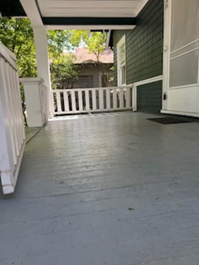 Building Photo - Curtis Park Craftsman Home