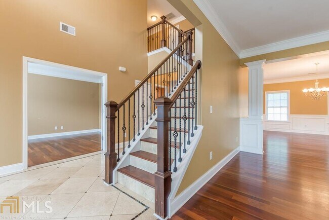 Foto del edificio - 2004 Creek Pointe Way