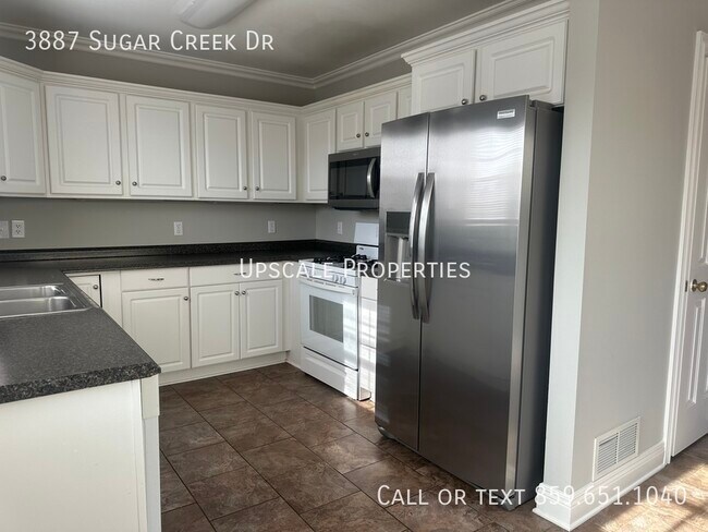 Foto del edificio - 3887 Sugar Creek Dr