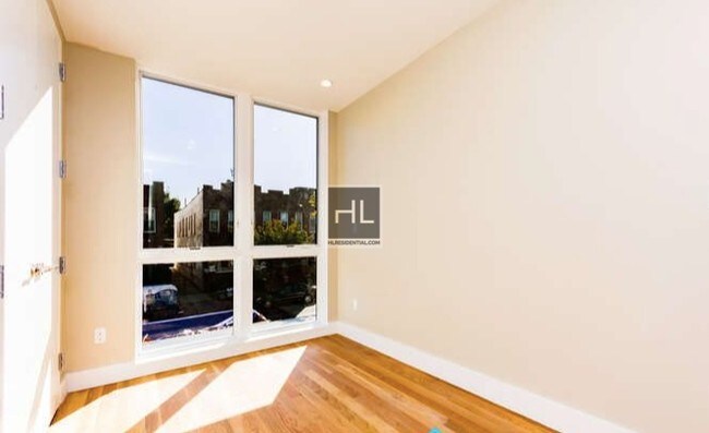 Foto del edificio - 1137 Saint Marks Ave
