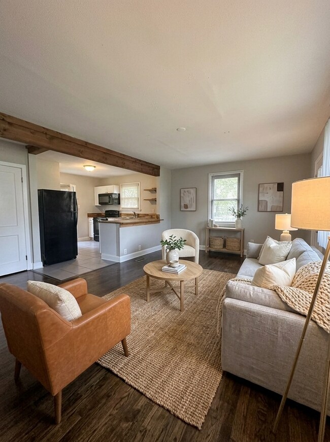 Foto del edificio - Charming Chilhowee Hills Cottage – Vintage Character Meets Modern Updates, Pets Welcome!