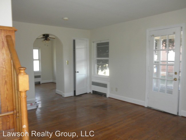 Foto del edificio - 2623 Bowman St NW