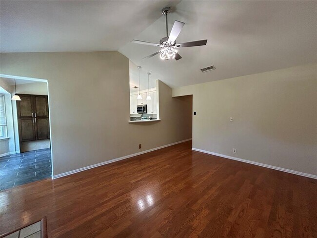 Building Photo - 11701 Rustic Rock Dr