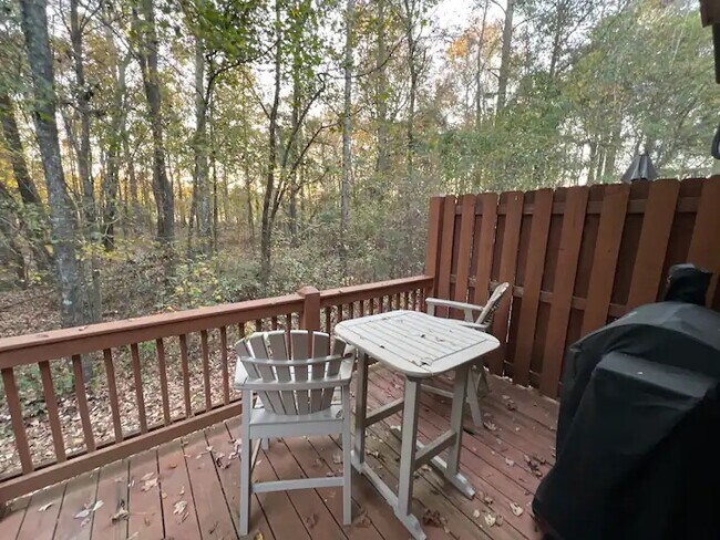 Foto del edificio - 1191 Binghampton Cir