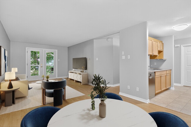 Building Photo - Creek Village Suites