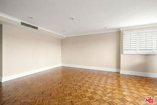 Foto del edificio - 875 Comstock Ave