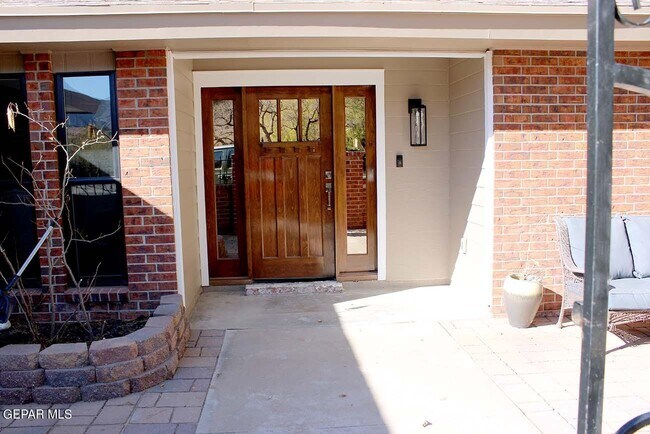 Building Photo - 737 Dulce Tierra Dr