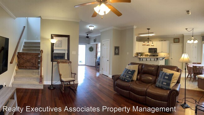 Foto del edificio - 3 br, 2.5 bath House - 6466 Ridgewalk Lane