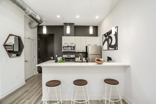 Interior Photo - The Roy