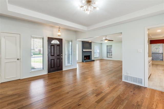 Foto del edificio - 4223 Lawngate Dr