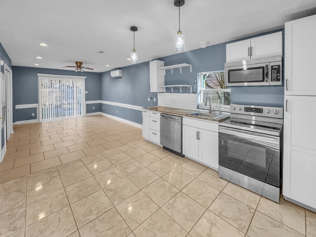 Photo - 2421 Caswell Ln (Metairie, LA) House