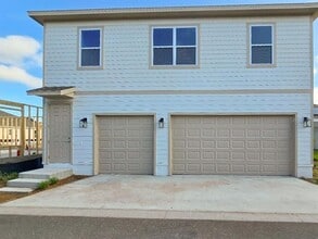 Building Photo - 6552 Rover Wy