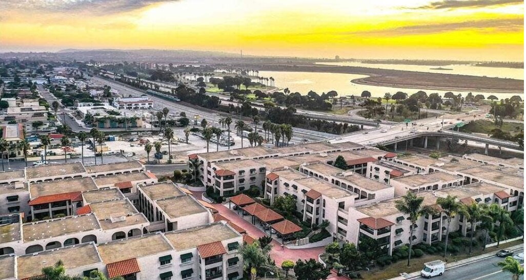 2512 Clairemont Dr Unit 216, San Diego, CA 92117 Condo for Rent in