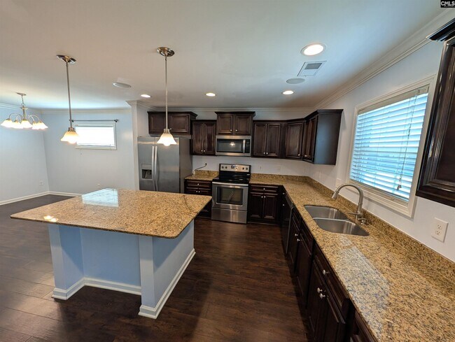 Foto del edificio - 13 Lillie Ln