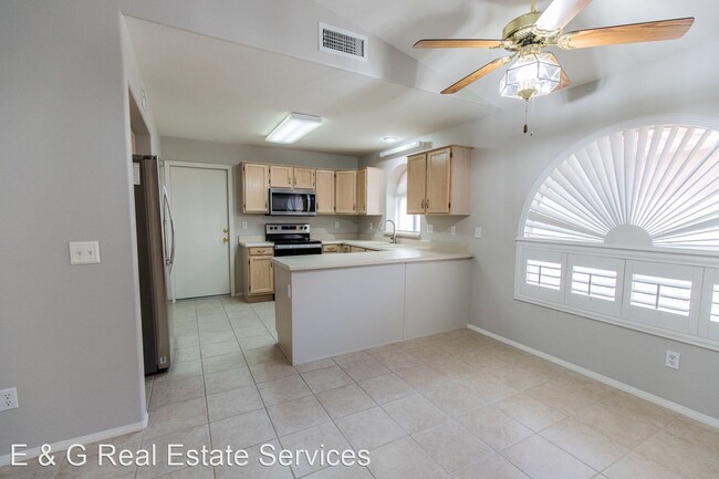 Foto del edificio - 3 br, 2 bath House - 1550 S Longmore Ct