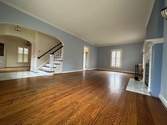 Foto del edificio - 2810 N Avondale Blvd