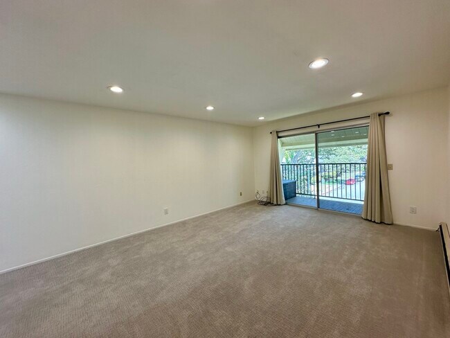Foto del edificio - 1750 Halford Ave
